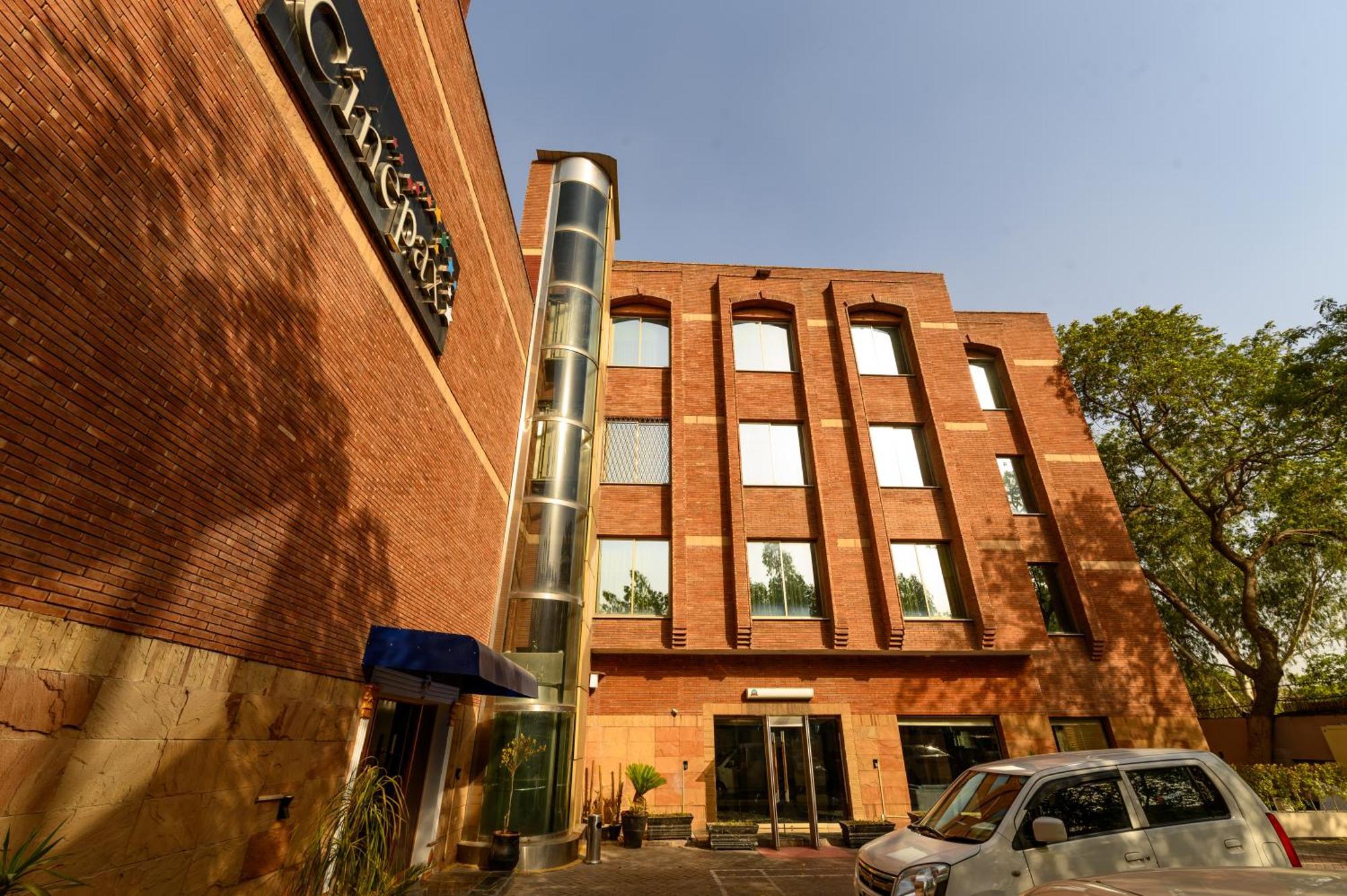 Hotel One Faisalabad Eksteriør billede